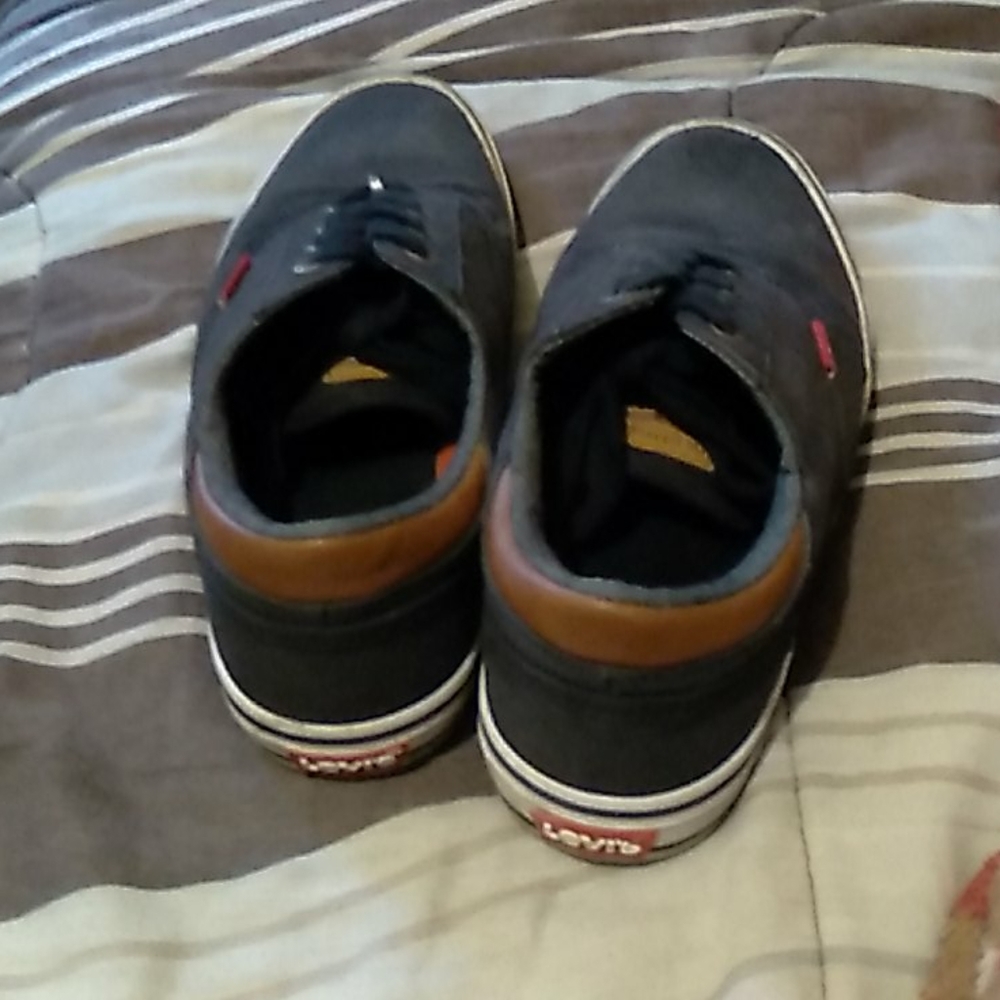 Levi shoes